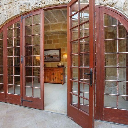 Il-Veduta Holiday Farmhouse With Sunny Private Pool In Island Of Gozo Gharb (Gozo) Exterior photo